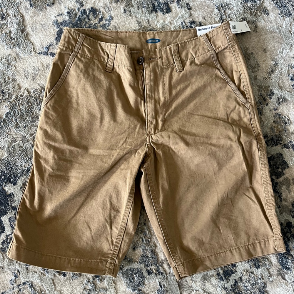 Old navy men's shorts size 28